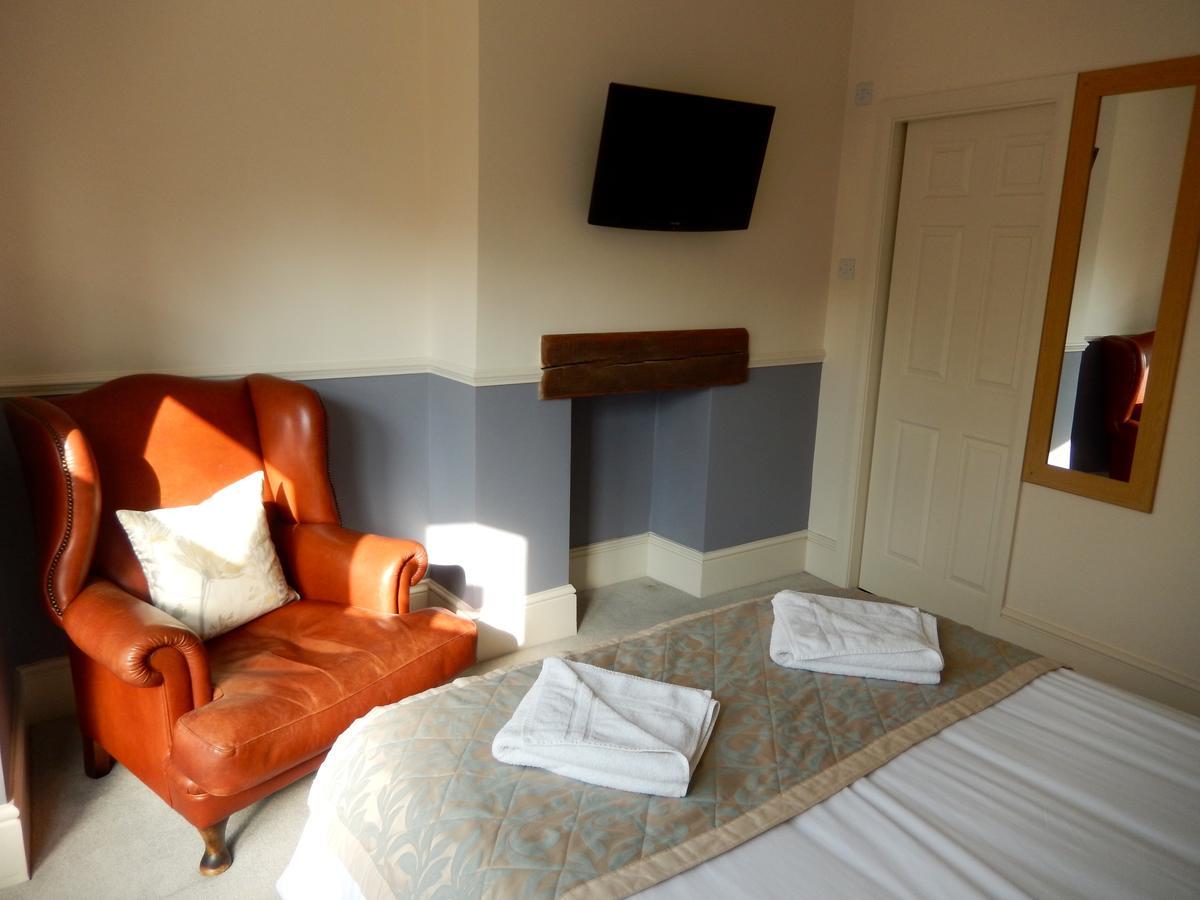 Newport Guest House Линкълн Екстериор снимка