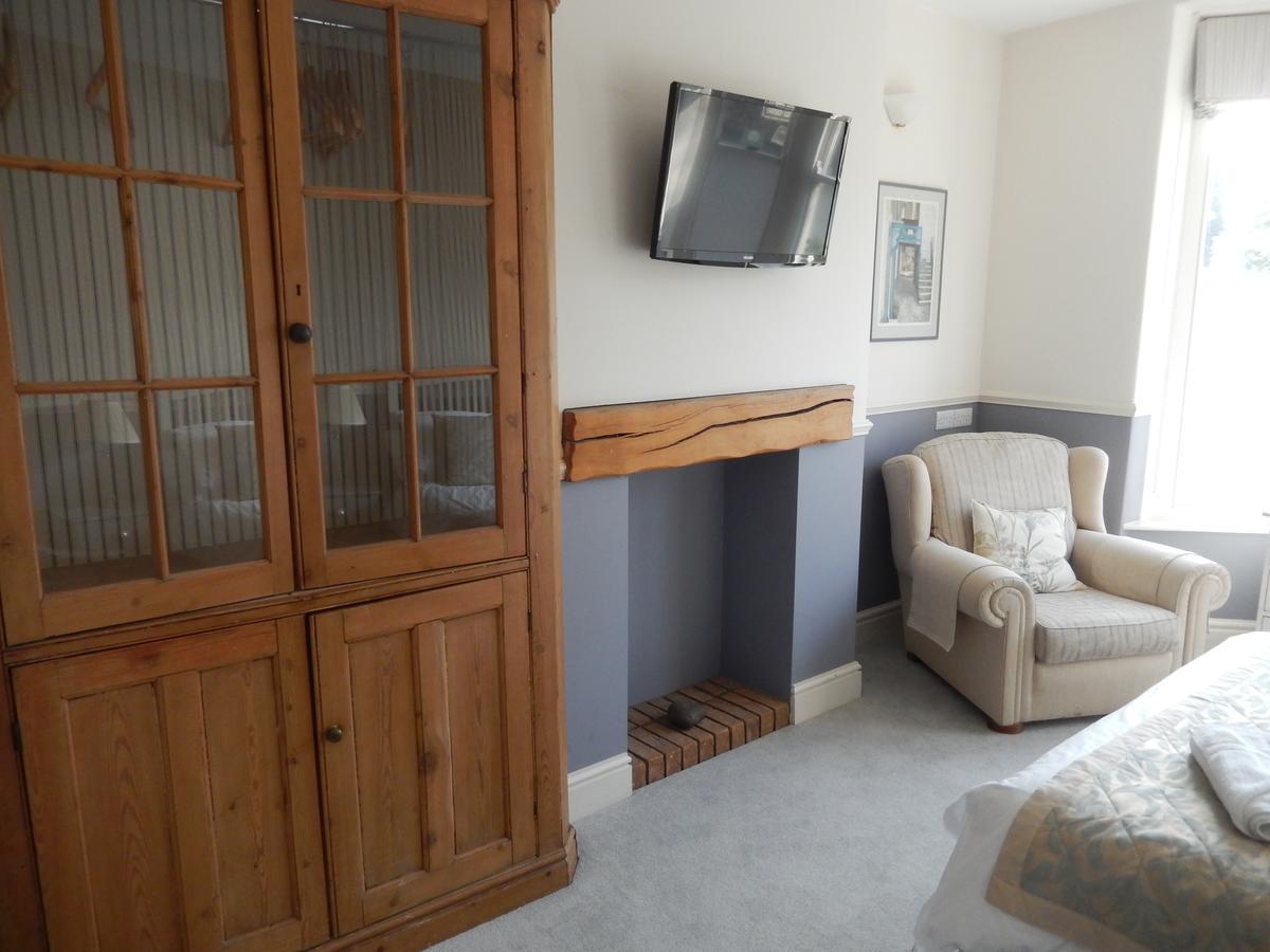 Newport Guest House Линкълн Екстериор снимка