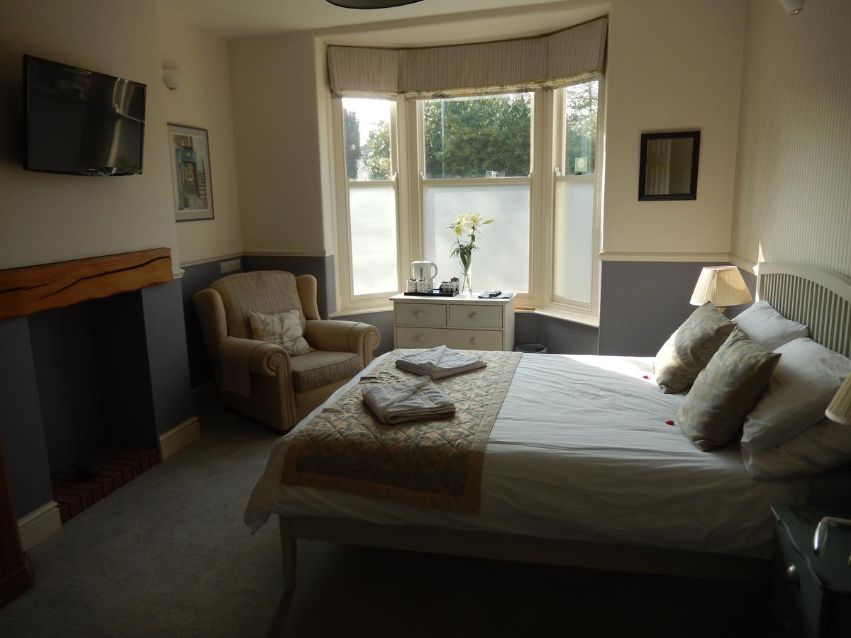 Newport Guest House Линкълн Екстериор снимка