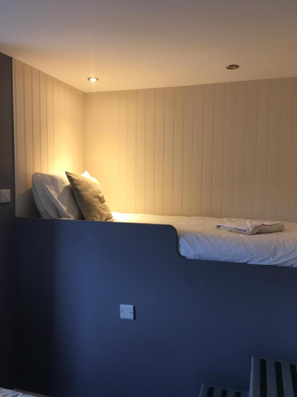 Newport Guest House Линкълн Екстериор снимка