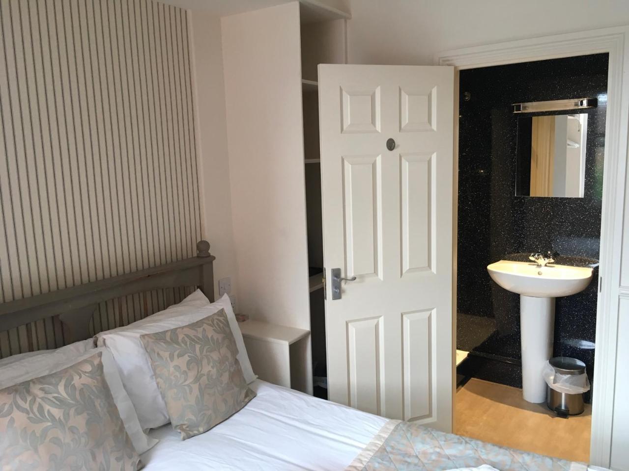 Newport Guest House Линкълн Екстериор снимка